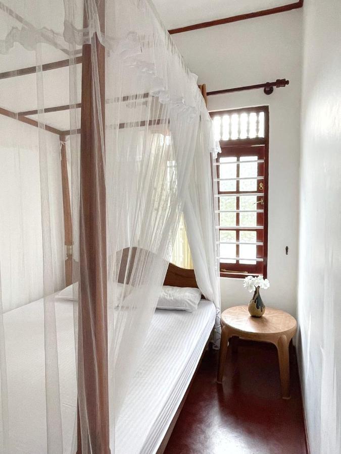 Wasana Ocean View Villa Mirissa Bagian luar foto
