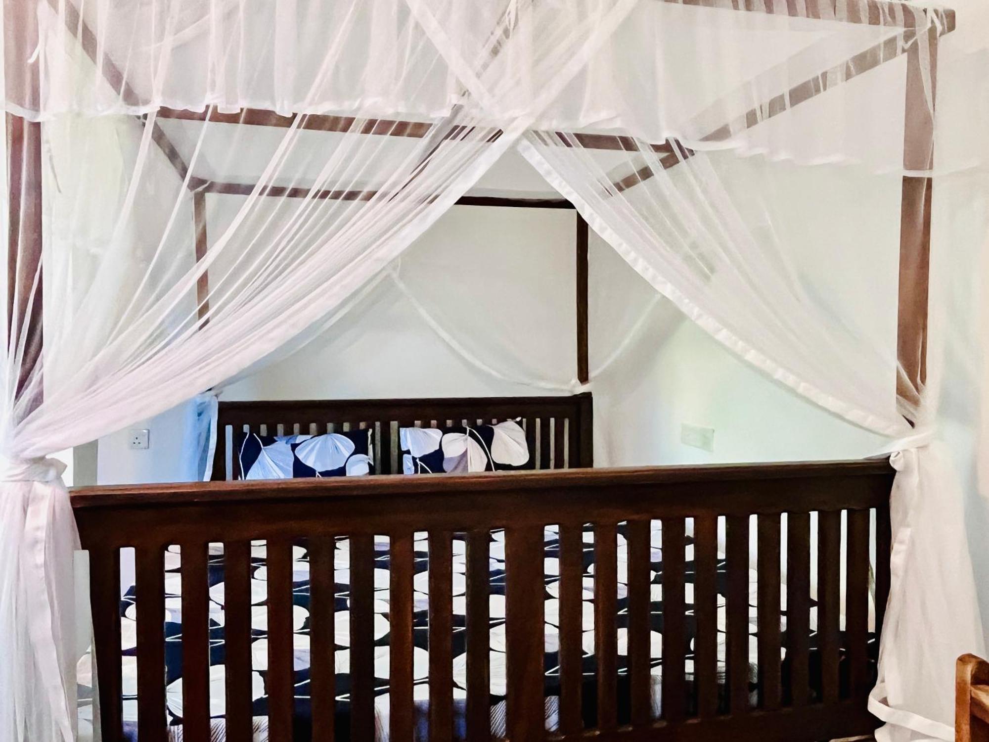 Wasana Ocean View Villa Mirissa Bagian luar foto