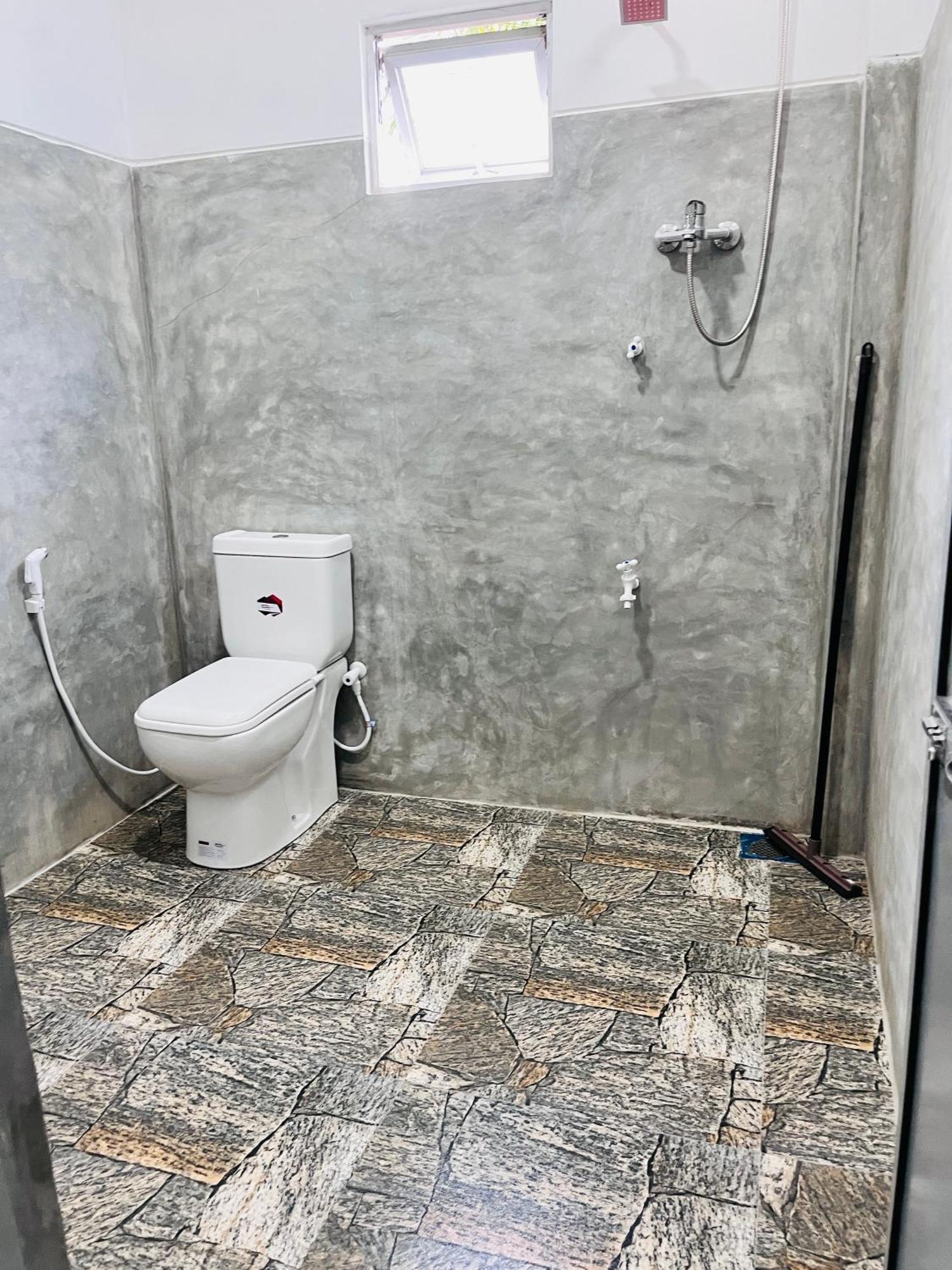 Wasana Ocean View Villa Mirissa Bagian luar foto